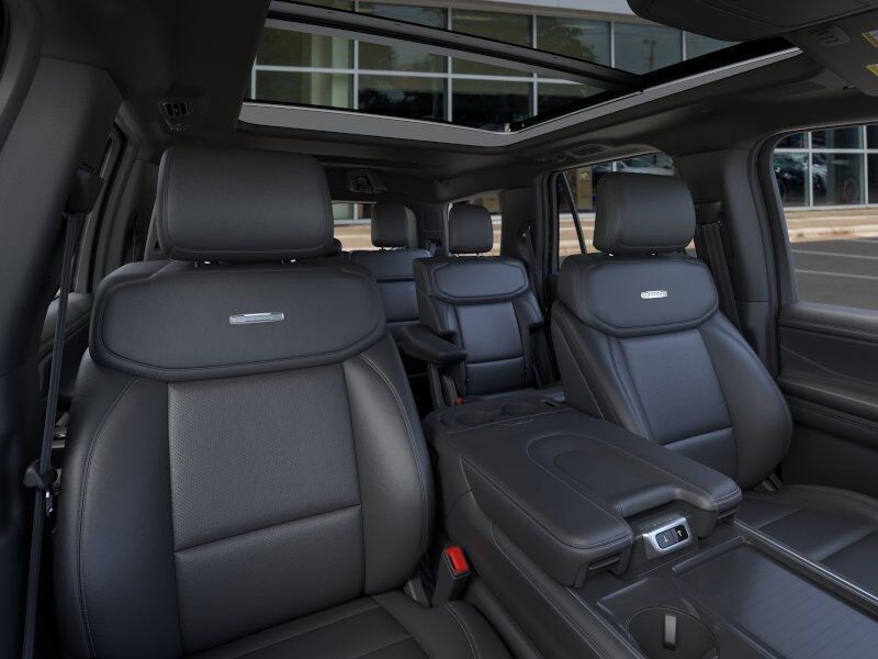 2025 Ford Expedition Platinum Green Bay WI