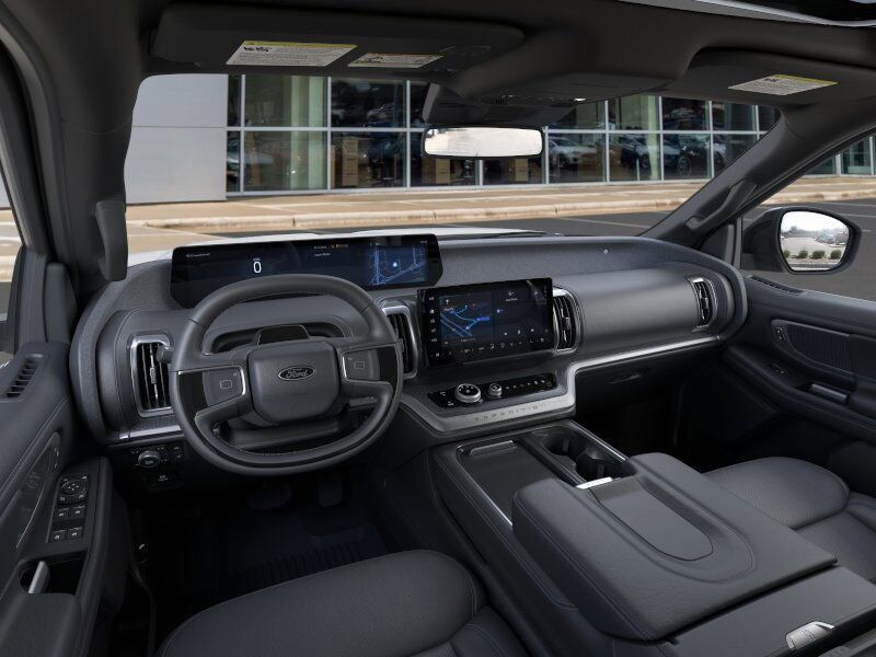 2025 Ford Expedition Platinum Green Bay WI