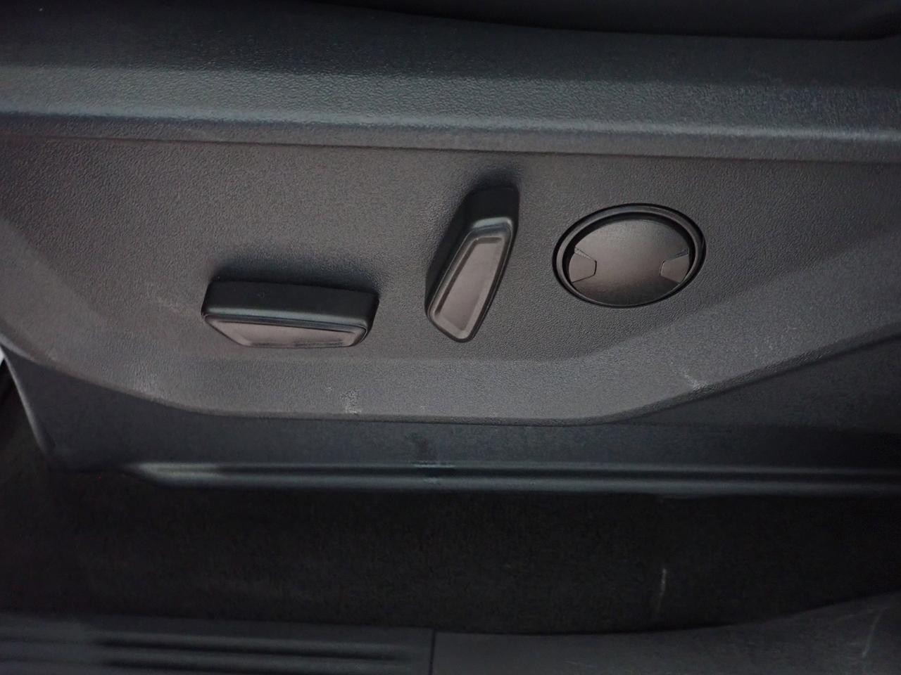 2025 Ford Expedition Platinum Max 4WD LEATHER NAVI SUNROOF BUCKET SEATS Listowel ON