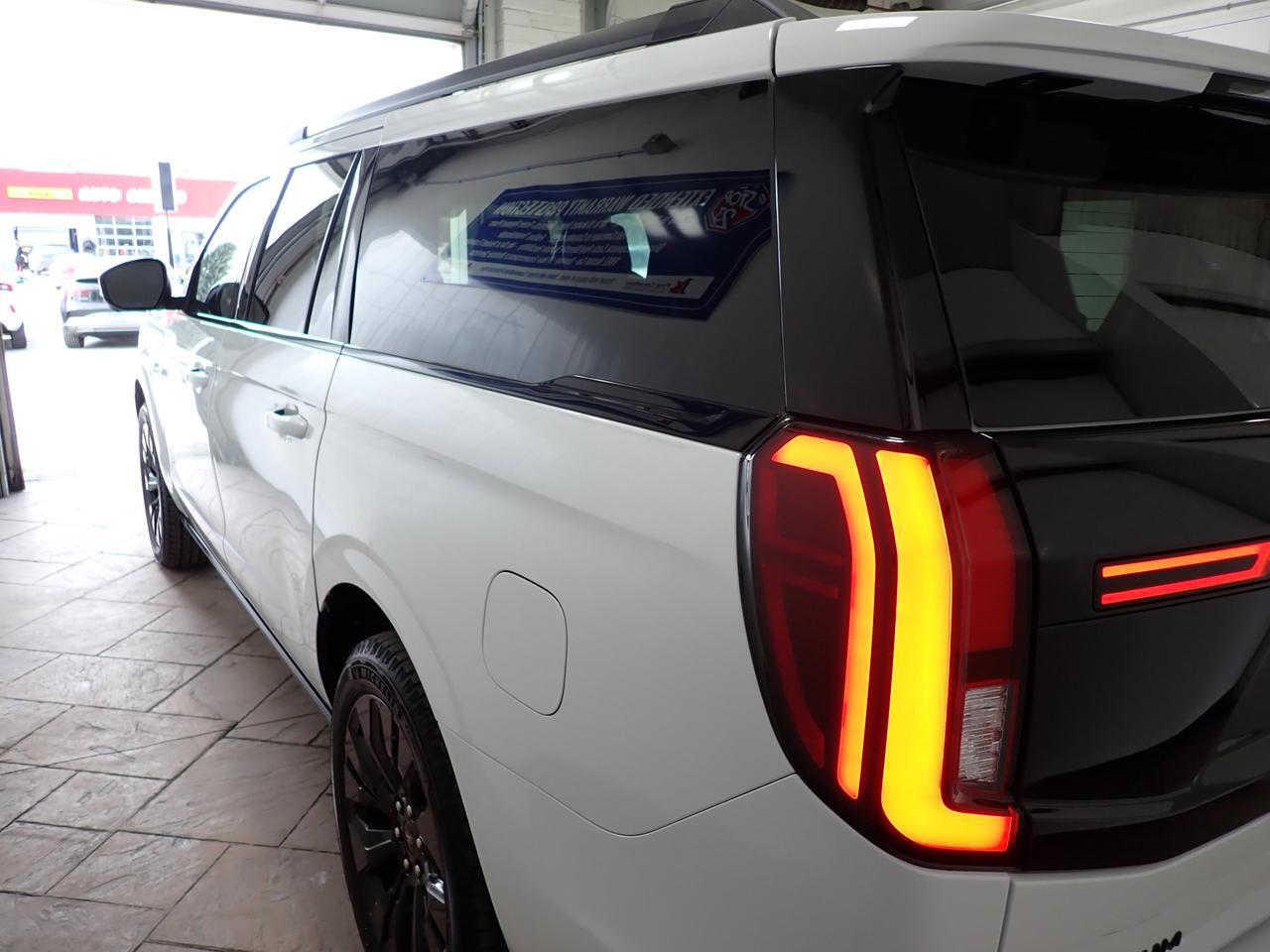2025 Ford Expedition Platinum Max 4WD LEATHER NAVI SUNROOF BUCKETS 4WD Listowel ON