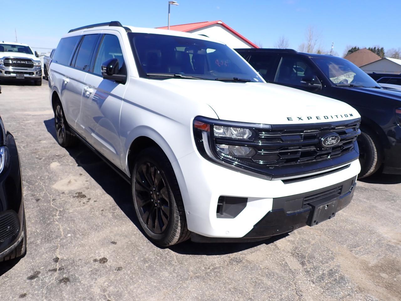 2025 Ford Expedition Platinum Max 4WD