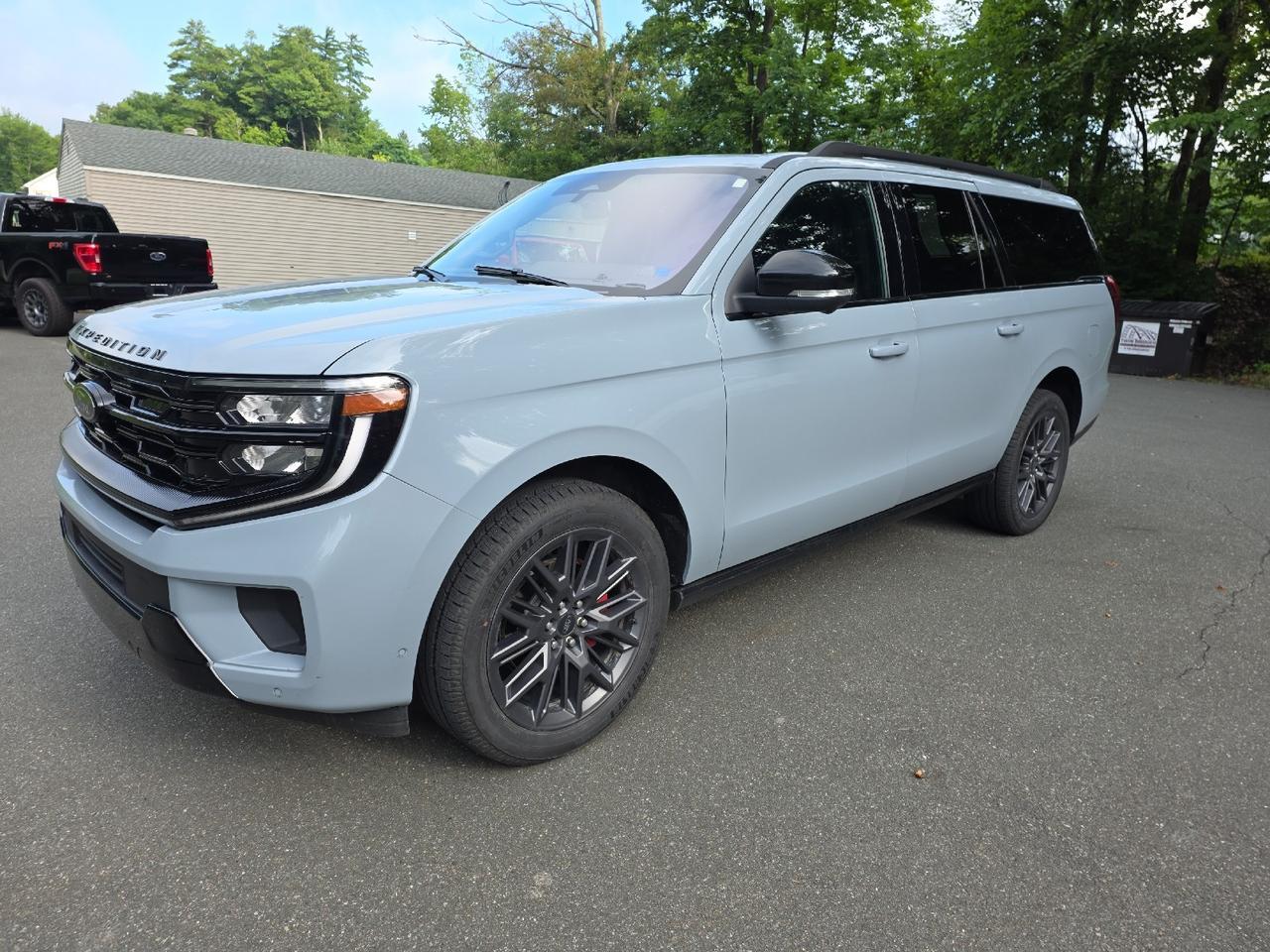 2025 Ford Expedition Platinum Max