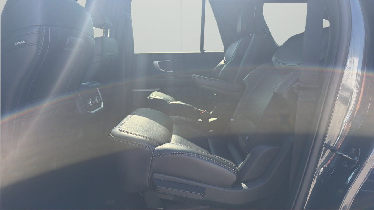 2025 Ford Expedition Platinum Max Sherwood Park AB