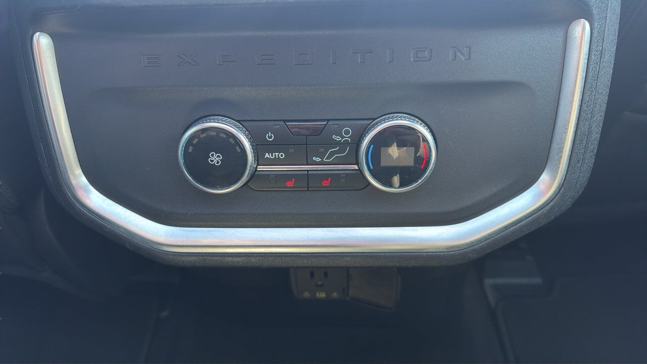 2025 Ford Expedition Platinum Max Sherwood Park AB