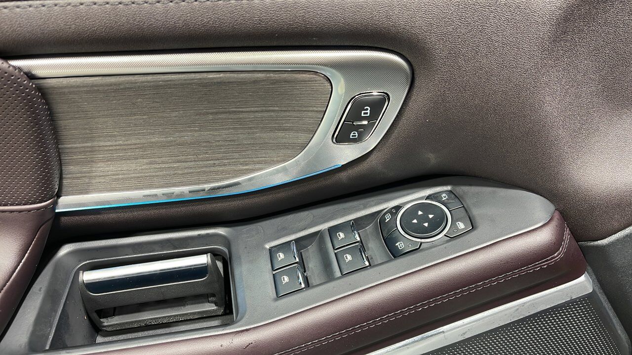 2025 Ford Expedition Platinum Max Sherwood Park AB