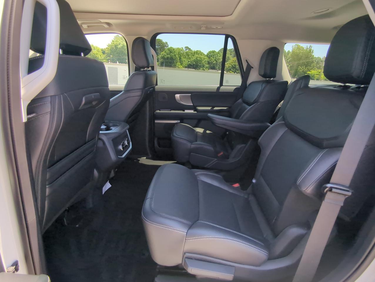 2025 Ford Expedition Platinum Appleton WI