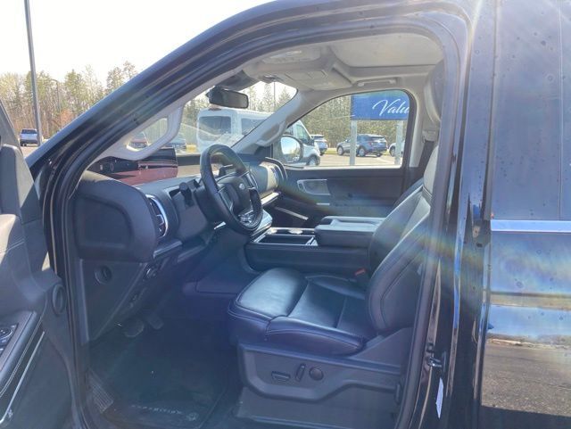2025 Ford Expedition Platinum Pine River MN