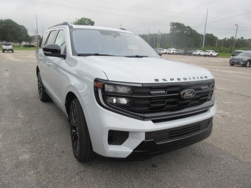 2025 Ford Expedition Platinum St. George SC
