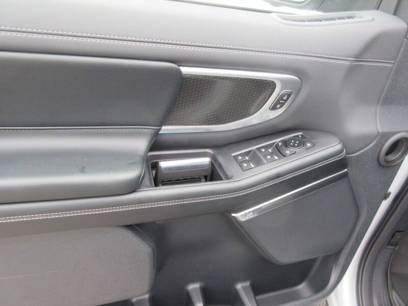 2025 Ford Expedition Platinum St. George SC