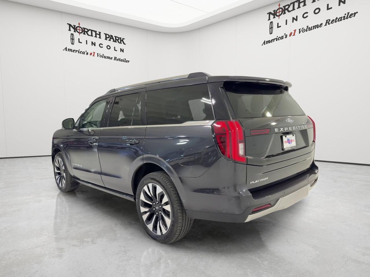 2025 Ford Expedition Platinum