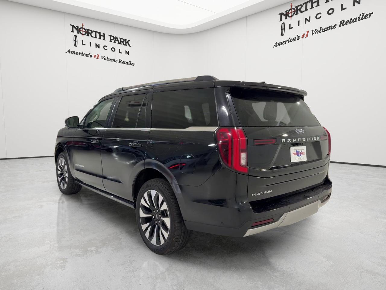 2025 Ford Expedition Platinum