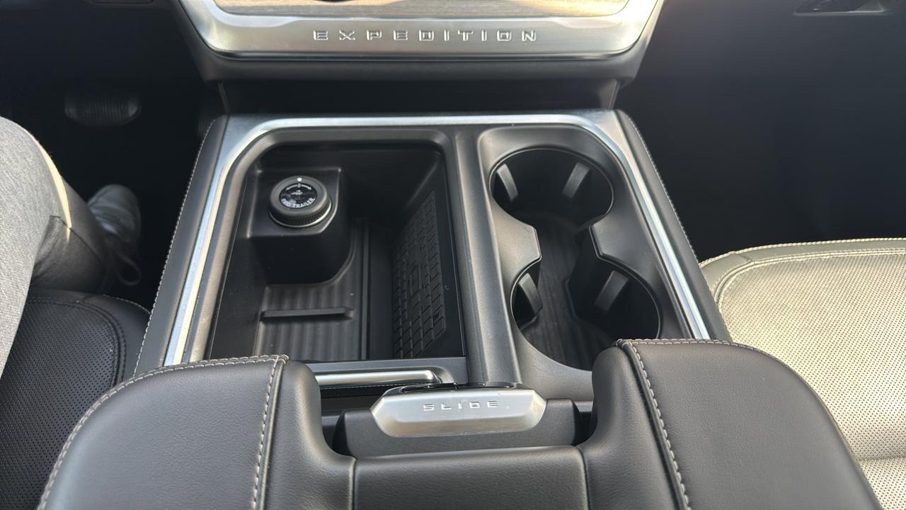 2025 Ford Expedition Platinum San Antonio TX