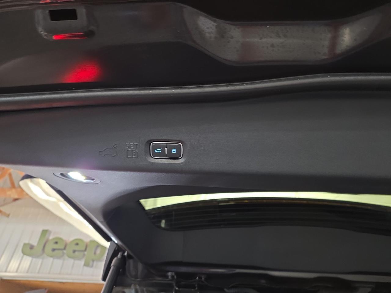 2025 Ford Expedition Platinum Sand Lake NY