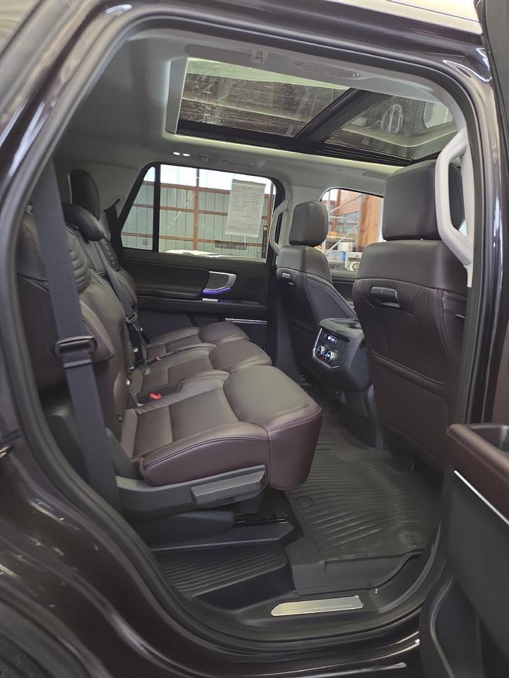 2025 Ford Expedition Platinum Sand Lake NY