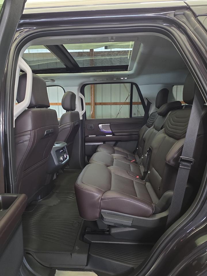2025 Ford Expedition Platinum Sand Lake NY