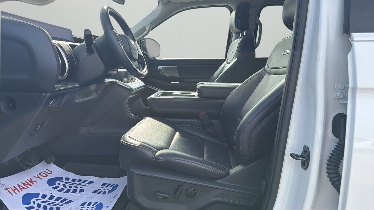 2025 Ford Expedition Platinum Sherwood Park AB