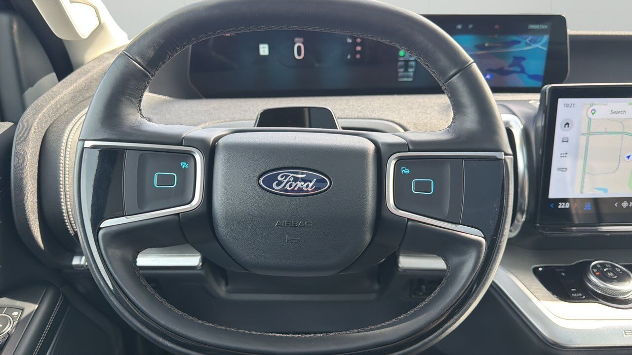 2025 Ford Expedition Platinum Sherwood Park AB