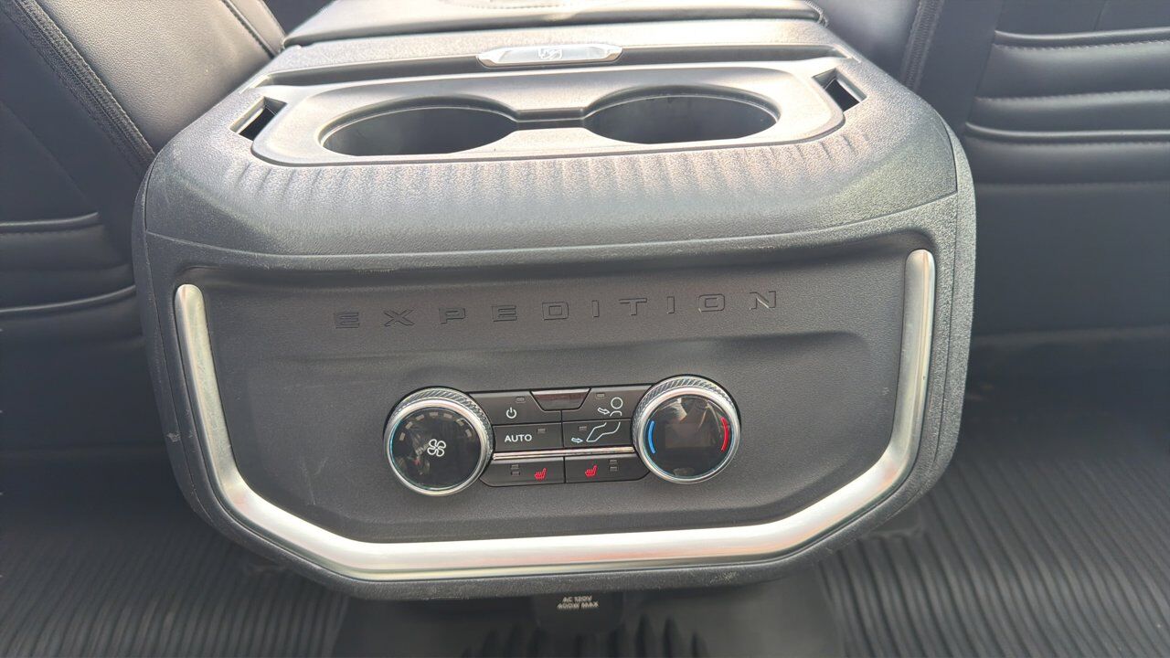 2025 Ford Expedition Platinum Sherwood Park AB
