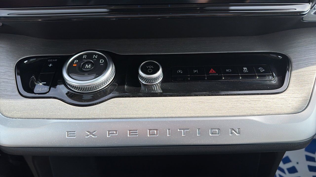 2025 Ford Expedition Platinum Sherwood Park AB