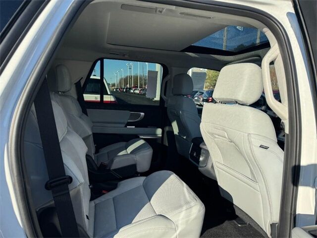 2025 Ford Expedition Platinum Washington MO