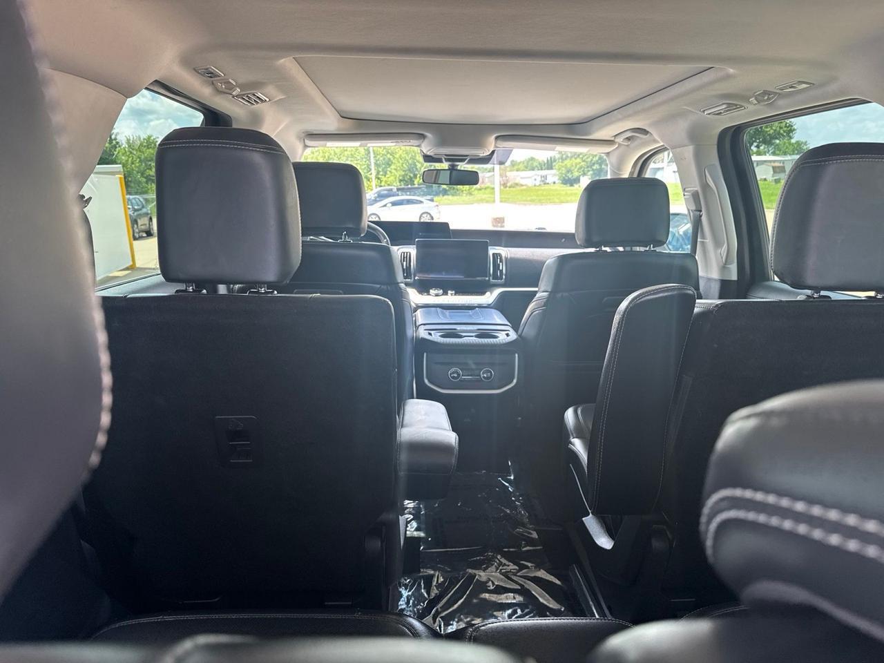 2025 Ford Expedition Platinum West Burlington IA