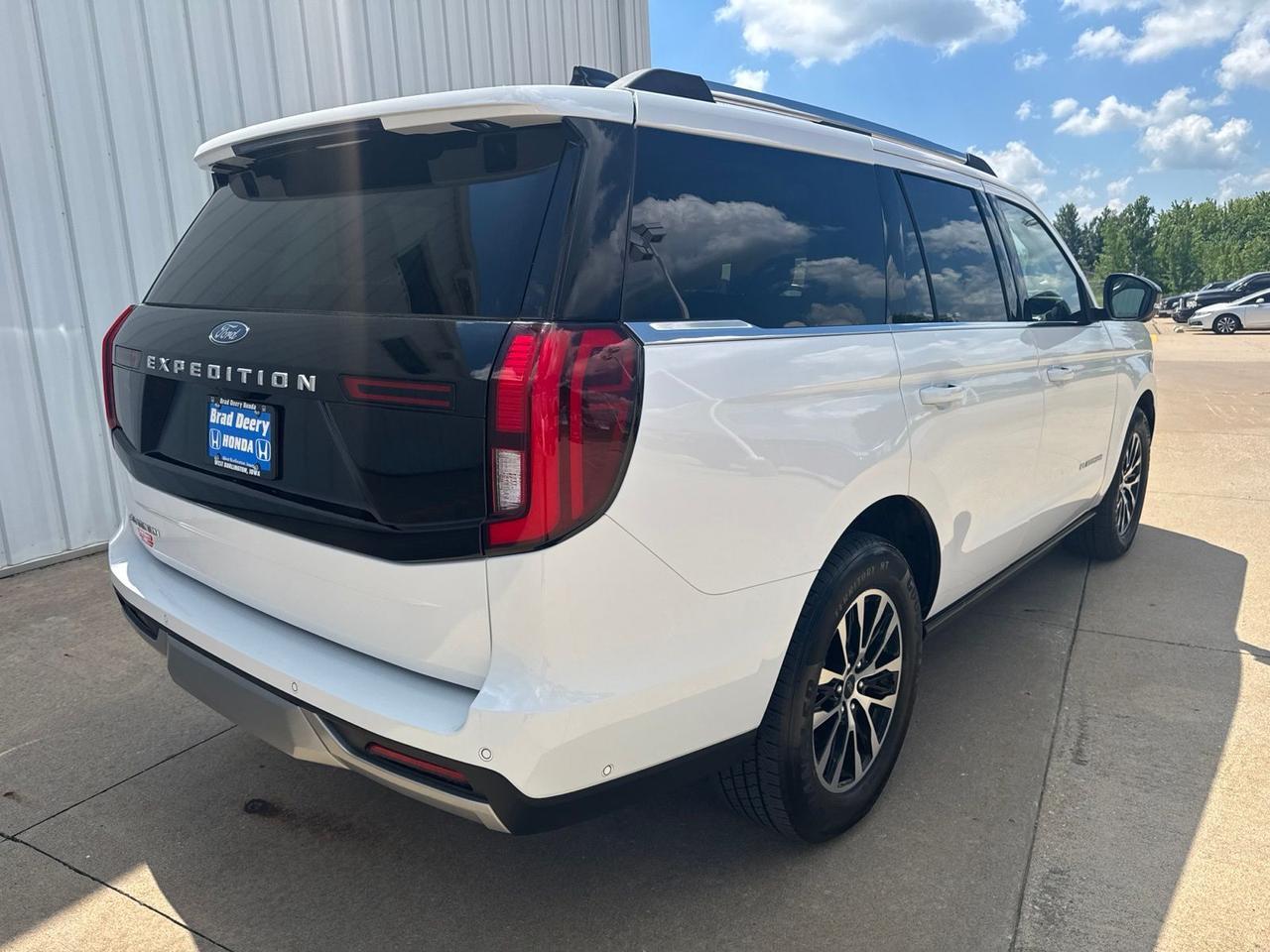 2025 Ford Expedition Platinum West Burlington IA