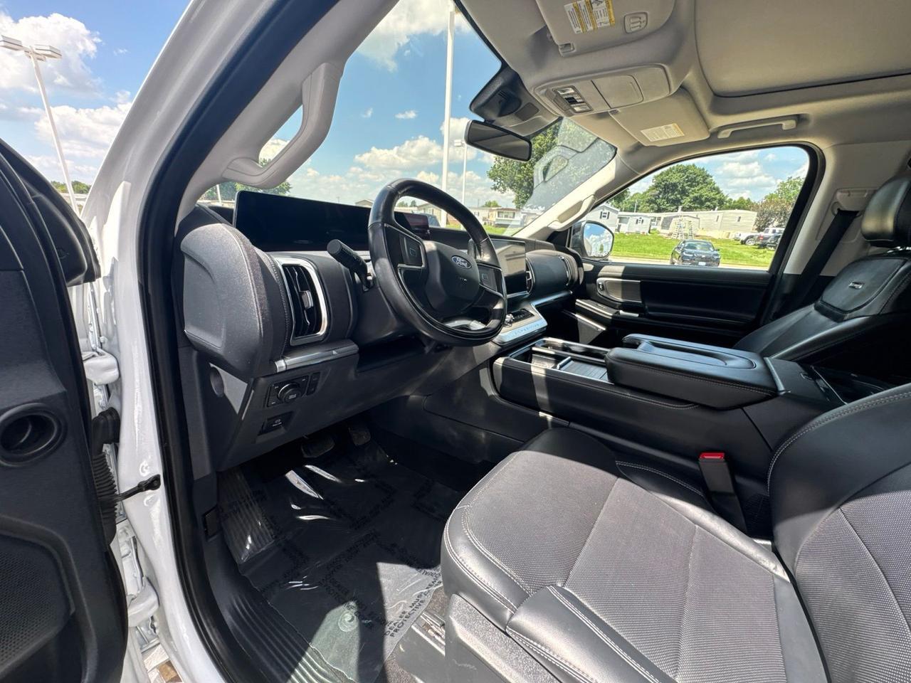 2025 Ford Expedition Platinum West Burlington IA