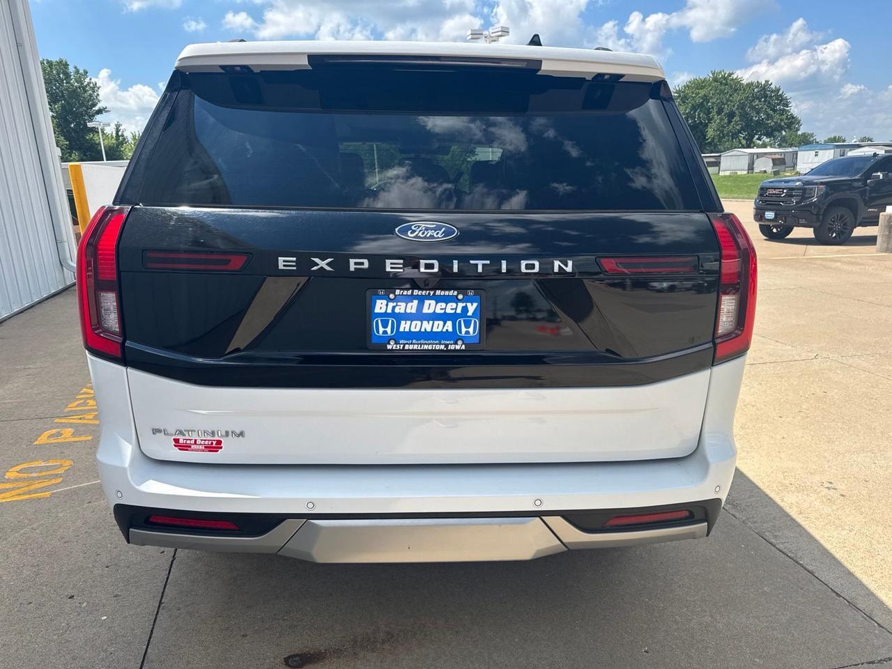 2025 Ford Expedition Platinum West Burlington IA