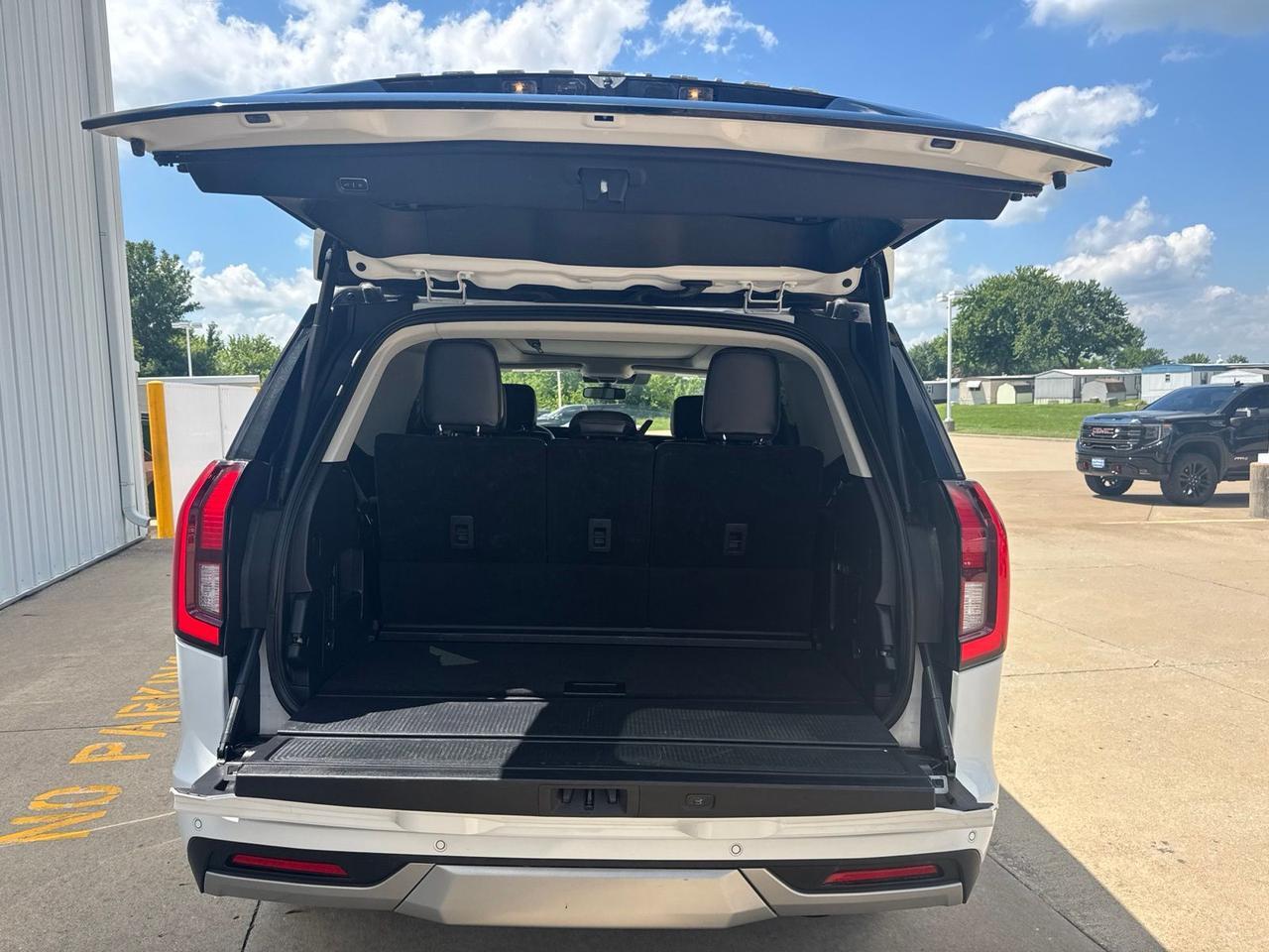 2025 Ford Expedition Platinum West Burlington IA