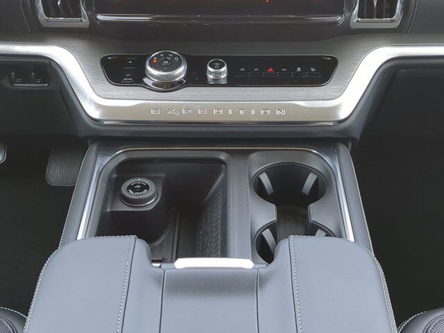 2025 Ford Expedition Platinum Winder GA