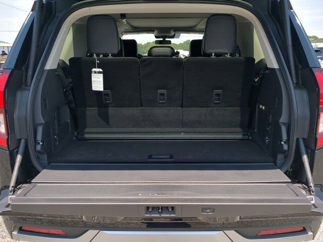 2025 Ford Expedition Platinum Winder GA
