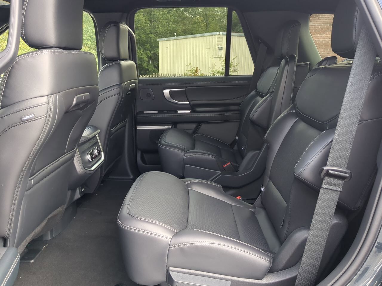 2025 Ford Expedition Platinum Winder GA