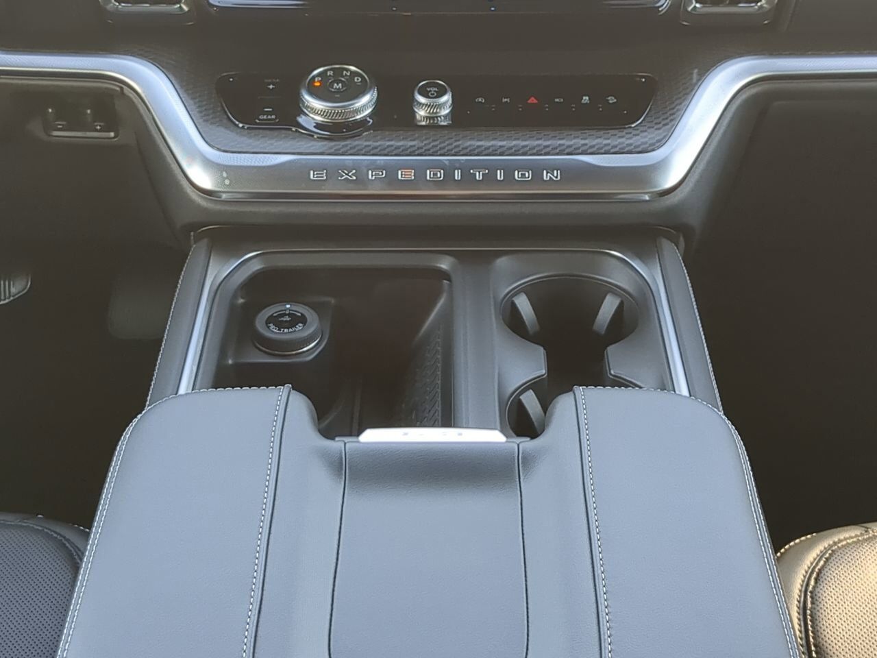 2025 Ford Expedition Platinum Winder GA