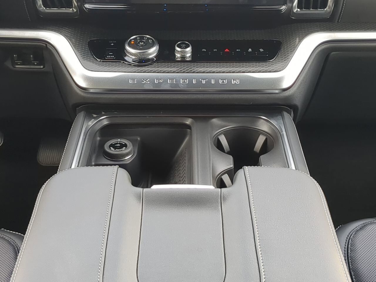 2025 Ford Expedition Platinum Winder GA