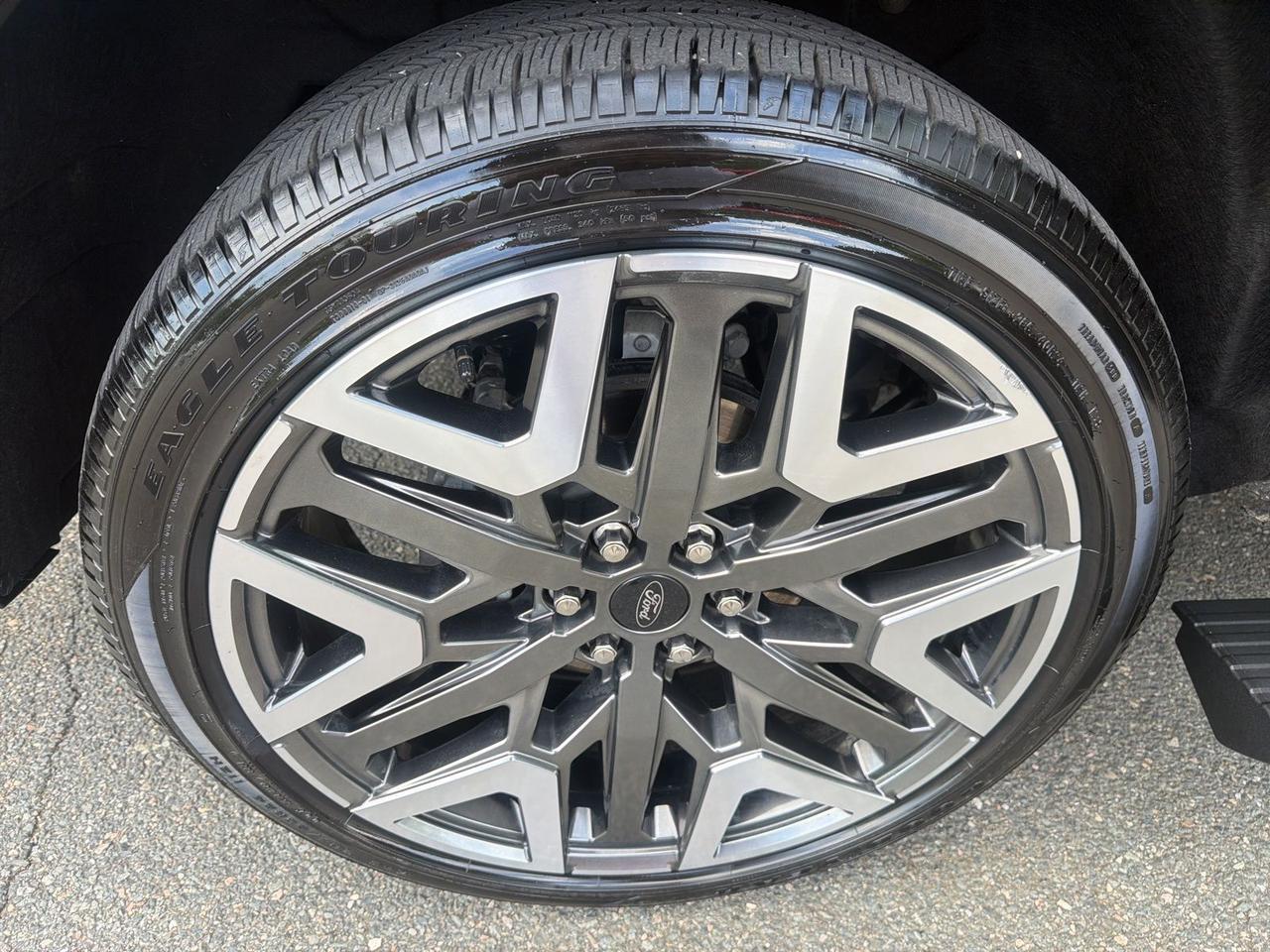 2025 Ford Expedition Platinum Ashland VA