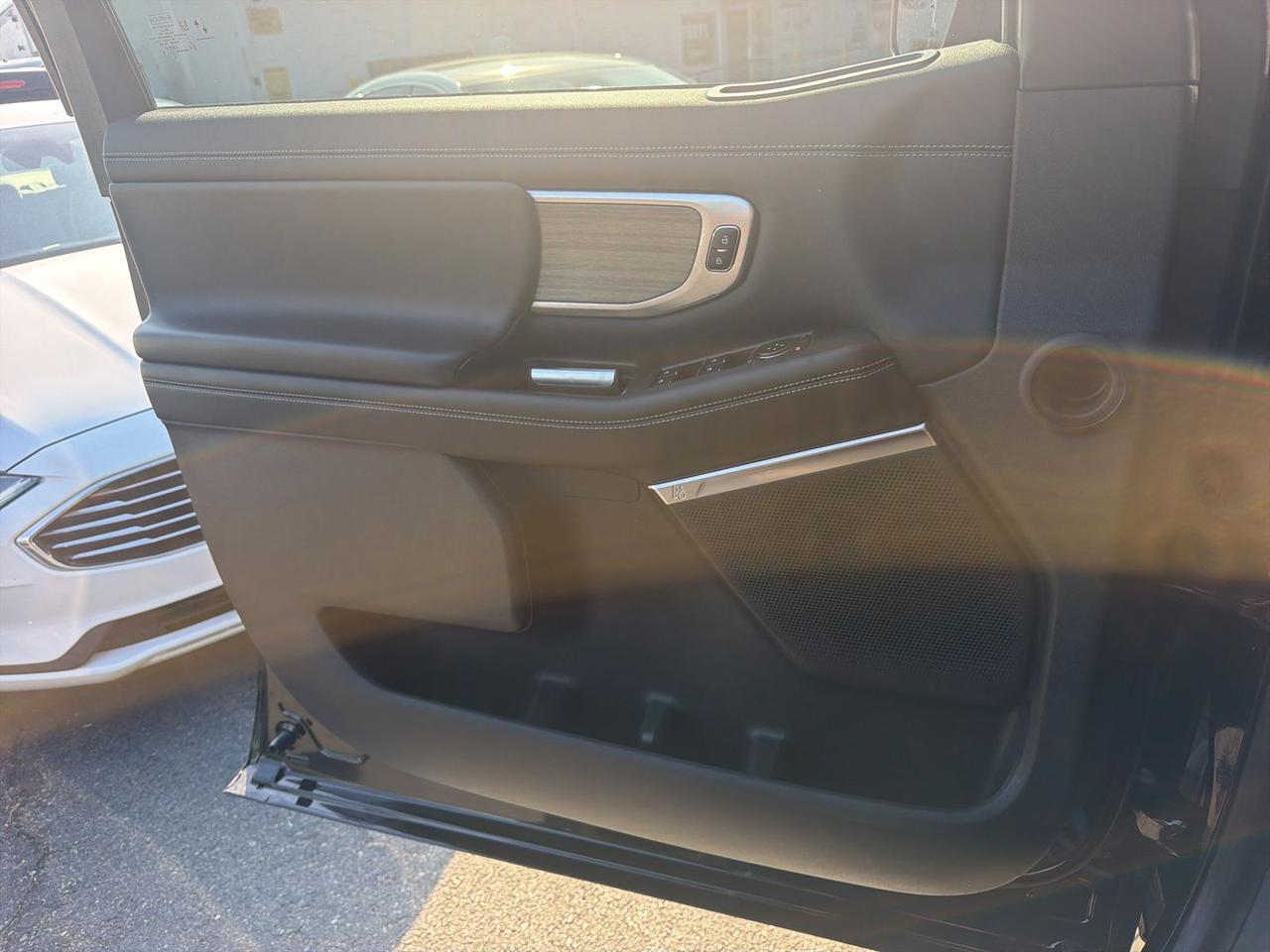 2025 Ford Expedition Platinum Gaithersburg MD