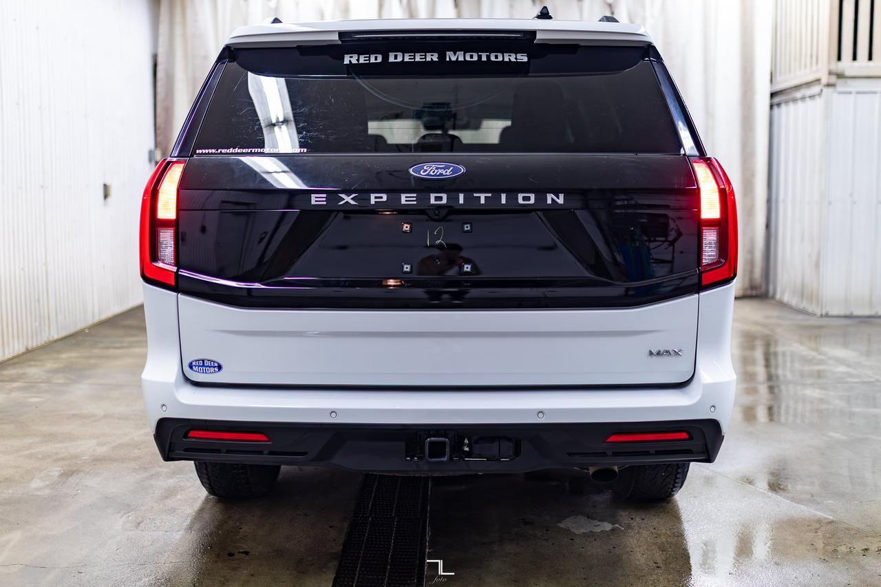 2025 Ford Expedition SSV Max 4x4 XL Nav BCam Red Deer AB