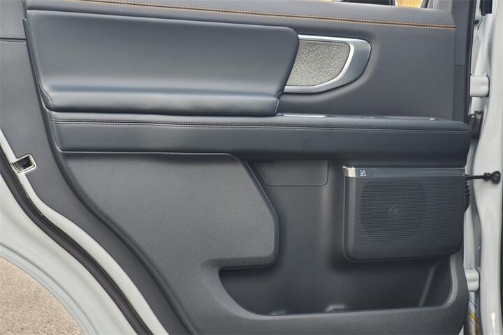 2025 Ford Expedition Tremor  TX