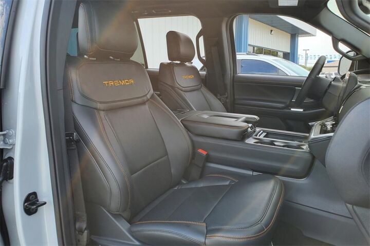 2025 Ford Expedition Tremor  TX