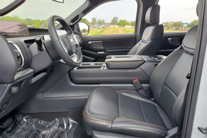 2025 Ford Expedition Tremor  TX