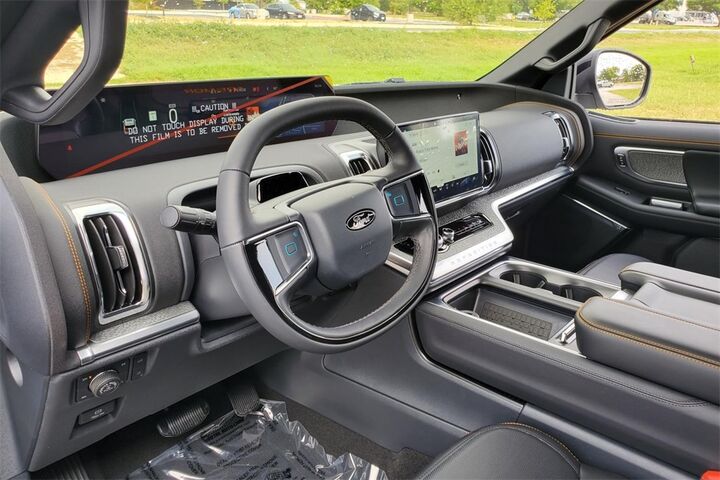 2025 Ford Expedition Tremor  TX