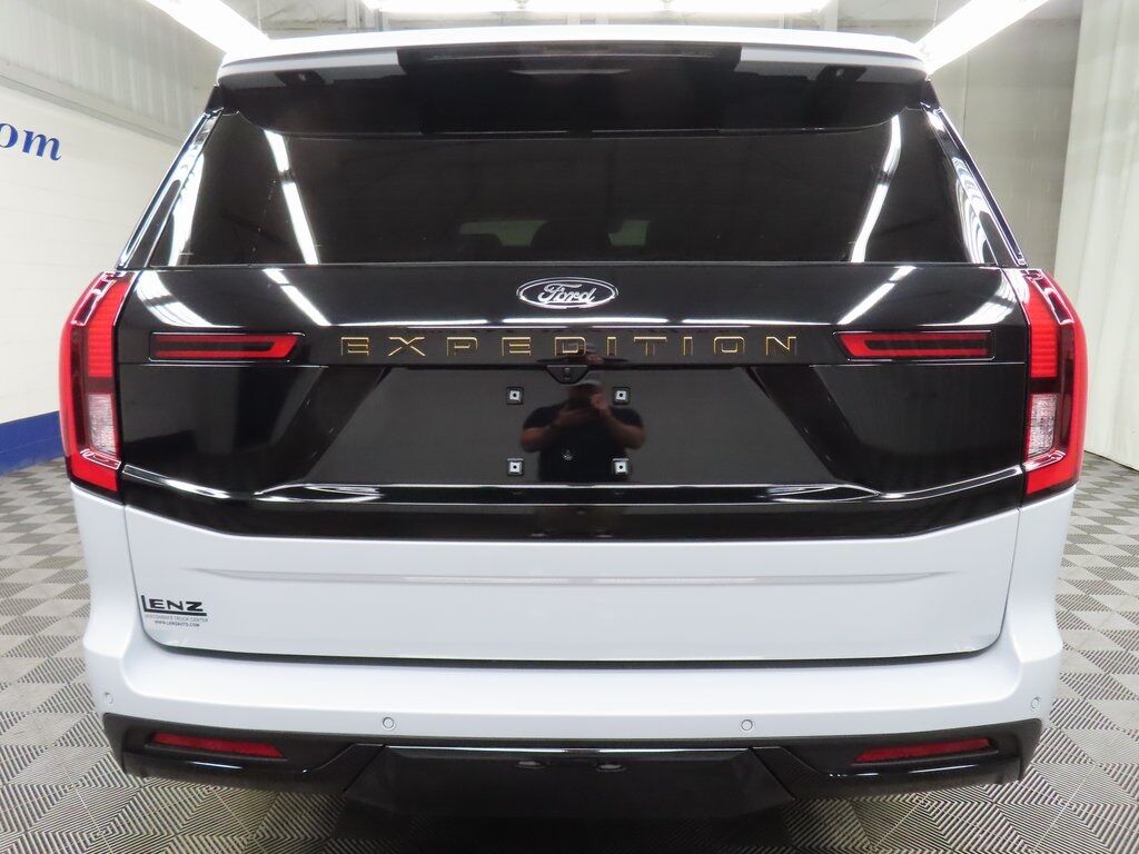 2025 Ford Expedition Tremor 4WD 7 Passenger Fond du Lac WI