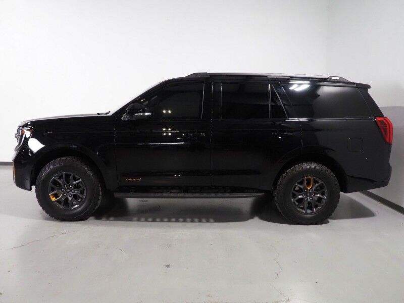 2025 Ford Expedition Tremor 4WD *NAVIGATION, ADAPTIVE CRUISE, SAFETY ALERTS, 360 VIEW CAMERAS, PANORAMA MOONROOF, LEATHER, CLIMATE SEATS, HEATED STEERING, 2ND ROW CAPTAINS, BANG & OLUFSEN, WIRELESS CHARGING, ANDROID & APPLE Round Rock TX