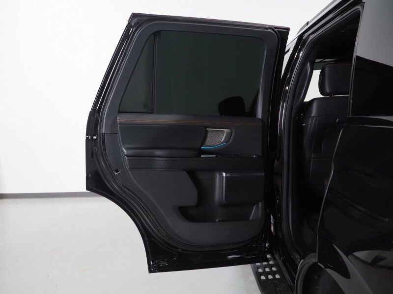 2025 Ford Expedition Tremor 4WD *NAVIGATION, ADAPTIVE CRUISE, SAFETY ALERTS, 360 VIEW CAMERAS, PANORAMA MOONROOF, LEATHER, CLIMATE SEATS, HEATED STEERING, 2ND ROW CAPTAINS, BANG & OLUFSEN, WIRELESS CHARGING, ANDROID & APPLE Round Rock TX