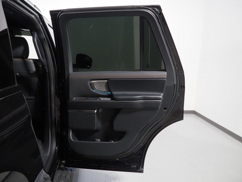 2025 Ford Expedition Tremor 4WD *NAVIGATION, ADAPTIVE CRUISE, SAFETY ALERTS, 360 VIEW CAMERAS, PANORAMA MOONROOF, LEATHER, CLIMATE SEATS, HEATED STEERING, 2ND ROW CAPTAINS, BANG & OLUFSEN, WIRELESS CHARGING, ANDROID & APPLE Round Rock TX