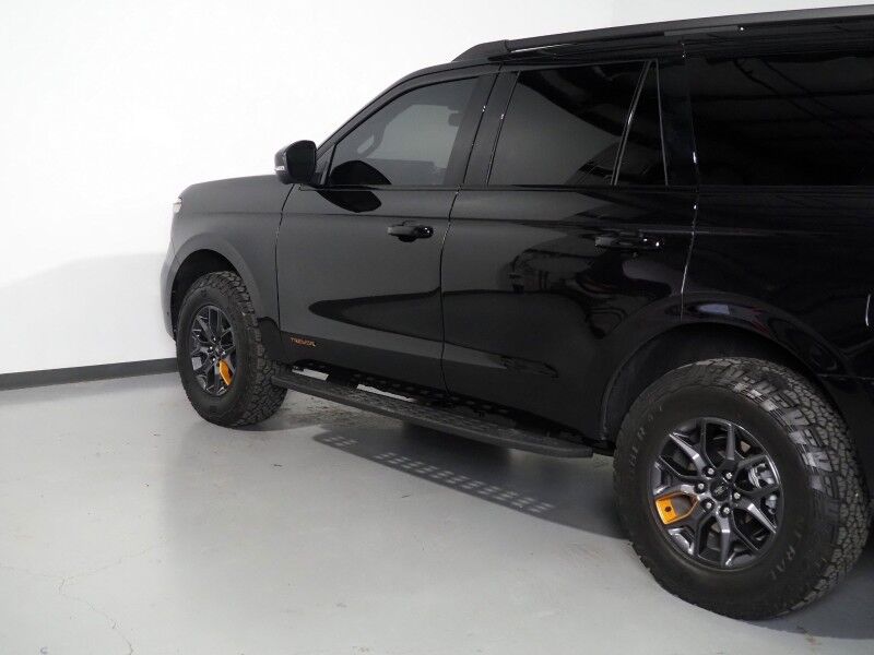 2025 Ford Expedition Tremor 4WD *NAVIGATION, ADAPTIVE CRUISE, SAFETY ALERTS, 360 VIEW CAMERAS, PANORAMA MOONROOF, LEATHER, CLIMATE SEATS, HEATED STEERING, 2ND ROW CAPTAINS, BANG & OLUFSEN, WIRELESS CHARGING, ANDROID & APPLE Round Rock TX