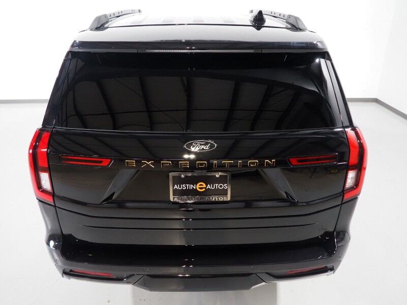 2025 Ford Expedition Tremor 4WD *NAVIGATION, ADAPTIVE CRUISE, SAFETY ALERTS, 360 VIEW CAMERAS, PANORAMA MOONROOF, LEATHER, CLIMATE SEATS, HEATED STEERING, 2ND ROW CAPTAINS, BANG & OLUFSEN, WIRELESS CHARGING, ANDROID & APPLE Round Rock TX