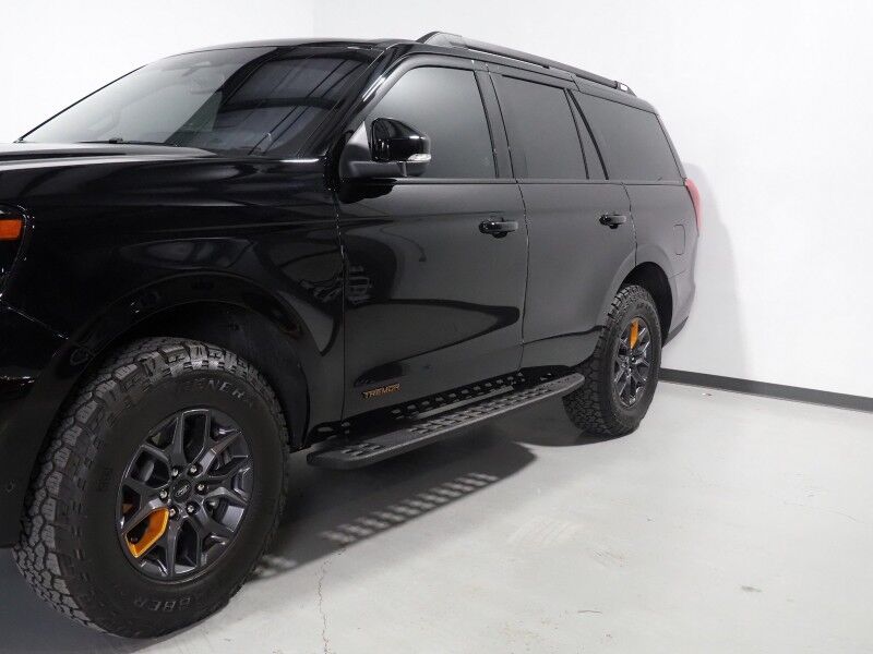 2025 Ford Expedition Tremor 4WD *NAVIGATION, ADAPTIVE CRUISE, SAFETY ALERTS, 360 VIEW CAMERAS, PANORAMA MOONROOF, LEATHER, CLIMATE SEATS, HEATED STEERING, 2ND ROW CAPTAINS, BANG & OLUFSEN, WIRELESS CHARGING, ANDROID & APPLE Round Rock TX