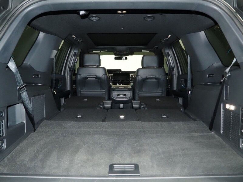 2025 Ford Expedition Tremor 4WD *NAVIGATION, ADAPTIVE CRUISE, SAFETY ALERTS, 360 VIEW CAMERAS, PANORAMA MOONROOF, LEATHER, CLIMATE SEATS, HEATED STEERING, 2ND ROW CAPTAINS, BANG & OLUFSEN, WIRELESS CHARGING, ANDROID & APPLE Round Rock TX