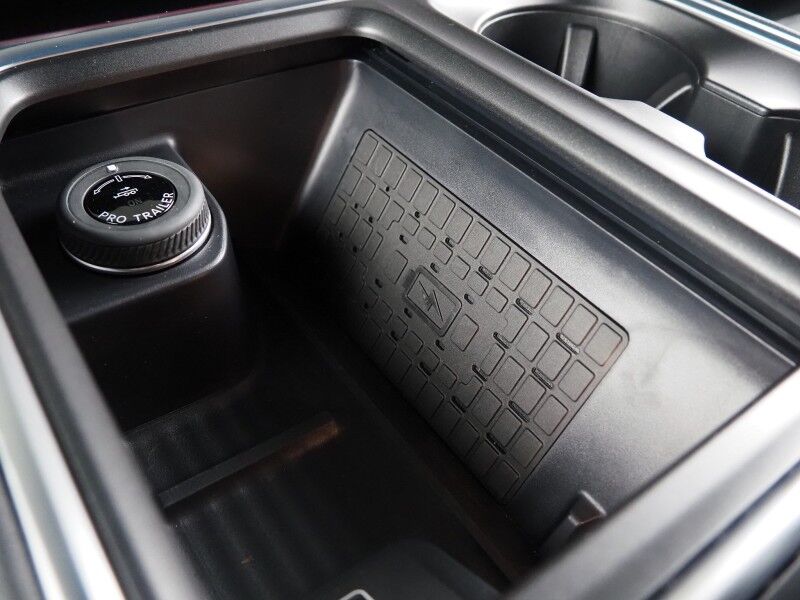 2025 Ford Expedition Tremor 4WD *NAVIGATION, ADAPTIVE CRUISE, SAFETY ALERTS, 360 VIEW CAMERAS, PANORAMA MOONROOF, LEATHER, CLIMATE SEATS, HEATED STEERING, 2ND ROW CAPTAINS, BANG & OLUFSEN, WIRELESS CHARGING, ANDROID & APPLE Round Rock TX